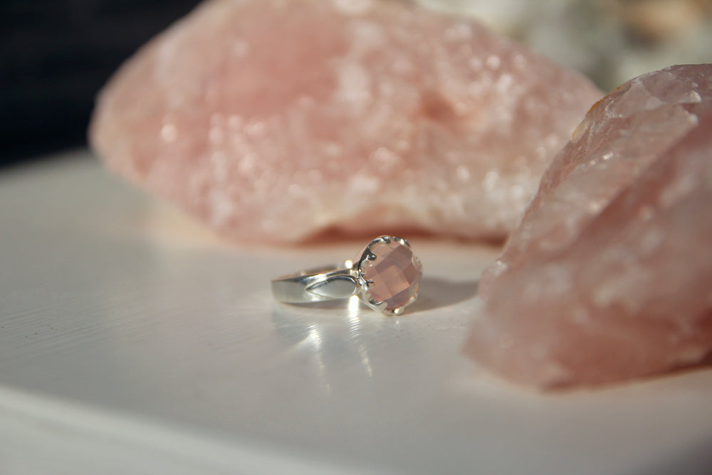 Rose Quartz Crown Ring