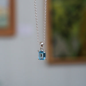 
                  
                    Topaz Necklace
                  
                